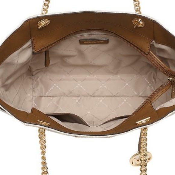 MICHAEL KORS LG CHAIN SHOULDER TOTE VANILLA - Picture 16 of 16